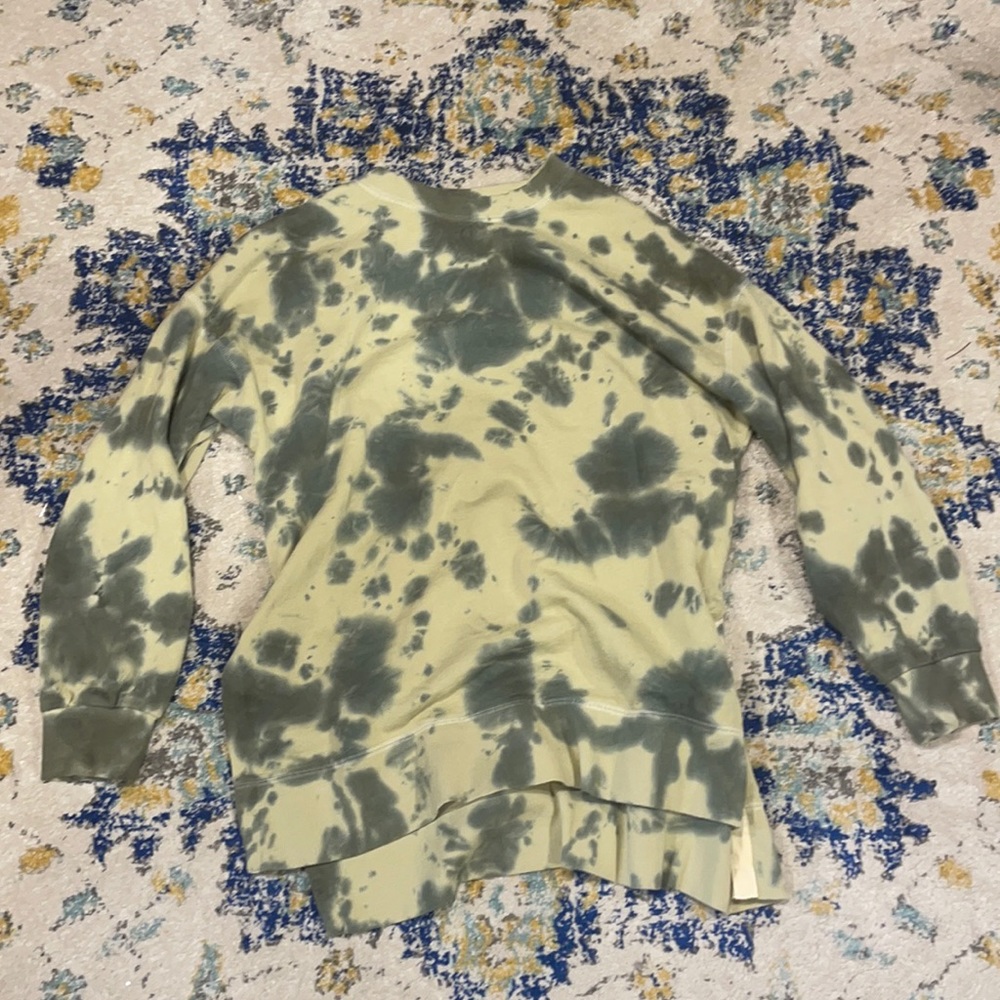 Oversized sweatshirt